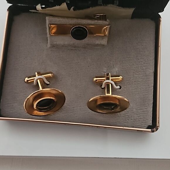 Vintage Men's 1960s Gold Plated Cufflinks & Tie Pin Black - Picture 15 of 16